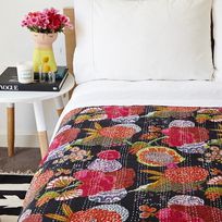 Alistate-Floral bedspread