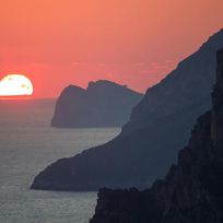 Alistate-Excursión privada: crucero al atardecer por la costa de Amalfi