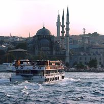 Alistate-Crucero con Cena por el Bósforo - Estambul