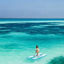 Alistate-Paseo en bicicleta acuática