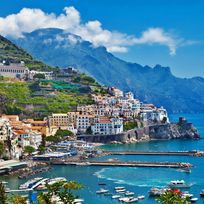 Alistate-Costa Amalfitana - Paseo en Barco por la costa Amalfitana y almuerzo a bordo.