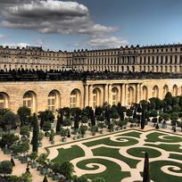 Alistate-Tour por el Palacio de Versailles!