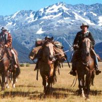 Alistate-A caballo por las montañas de New Zeland...
