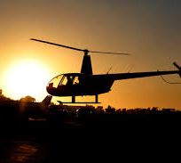 Alistate-Vuelo en helicóptero sobre Hollywood Strip