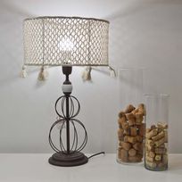 Alistate-lámpara de hierro con pantalla tejida