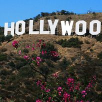 Alistate-Visita al cartel de “Hollywood”.