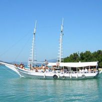 Alistate-Paseo en barco por Buzios
