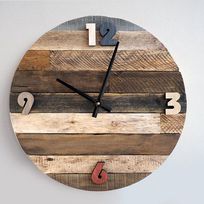 Alistate-reloj de madera