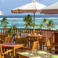 Alistate-Almuerzo en restaurante local