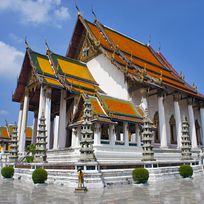 Alistate-Visita a Wat Suthat y su columpio gigante
